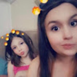 Meet your Posher, Abigail